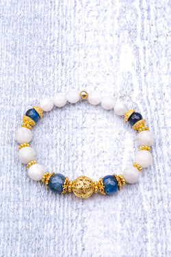 Lunar Vibrations - Moonstone Wrist Mala