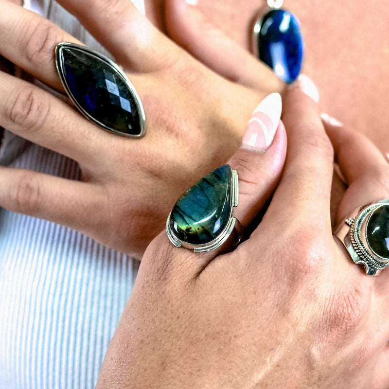 Aisling Labradorite Ring - Revital Exotic Jewelry & Apparel