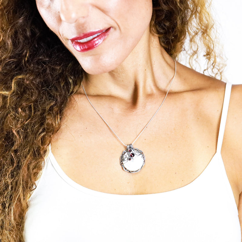 Del Mar Mother of Pearl Necklace - Revital Exotic Jewelry & Apparel