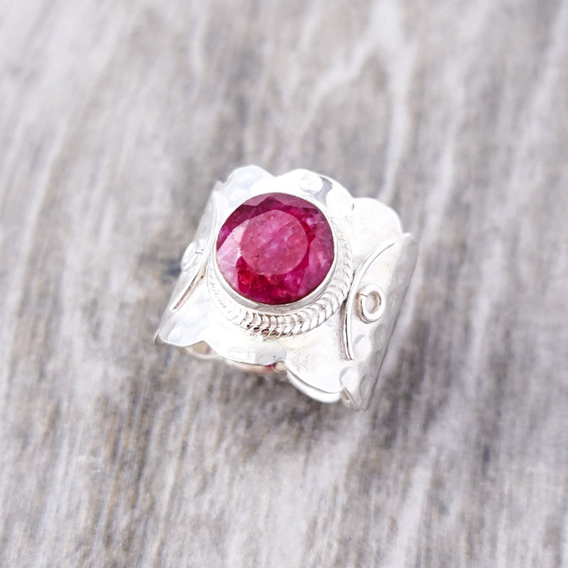 Hammered Wave Ruby Ring - Revital Exotic Jewelry & Apparel