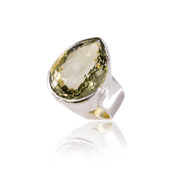 Ishaani Green Amethyst Ring - Revital Exotic Jewelry & Apparel