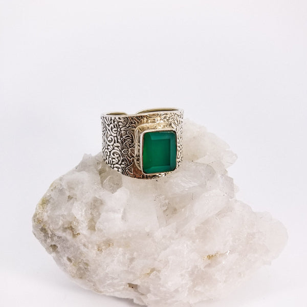 Meave - Revital Exotic Jewelry & Apparel